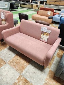【千歳店展示品】ピンク可愛いカジュアルソファ