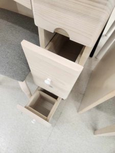 【千歳店展示品】ホワイトカラーが魅力的な三面ドレッサー