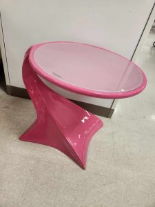 【千歳店展示品】ピンク可愛いサイドテーブル