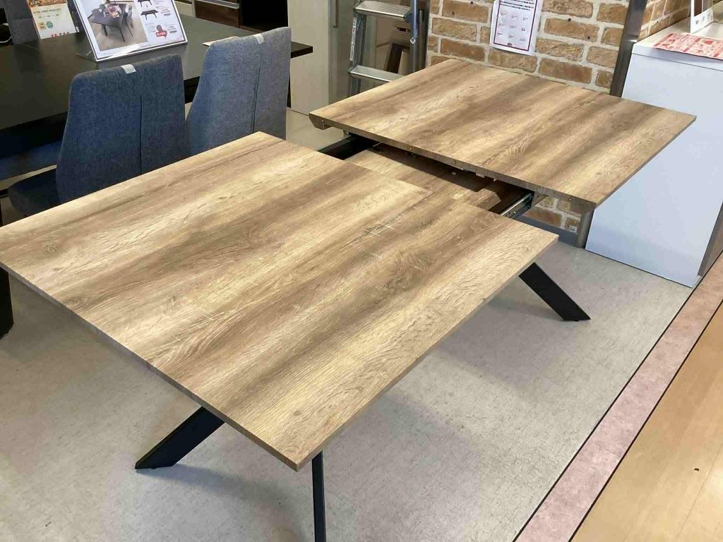 【西岡店　展示現品】伸長式ダイニングテーブル　VERA2