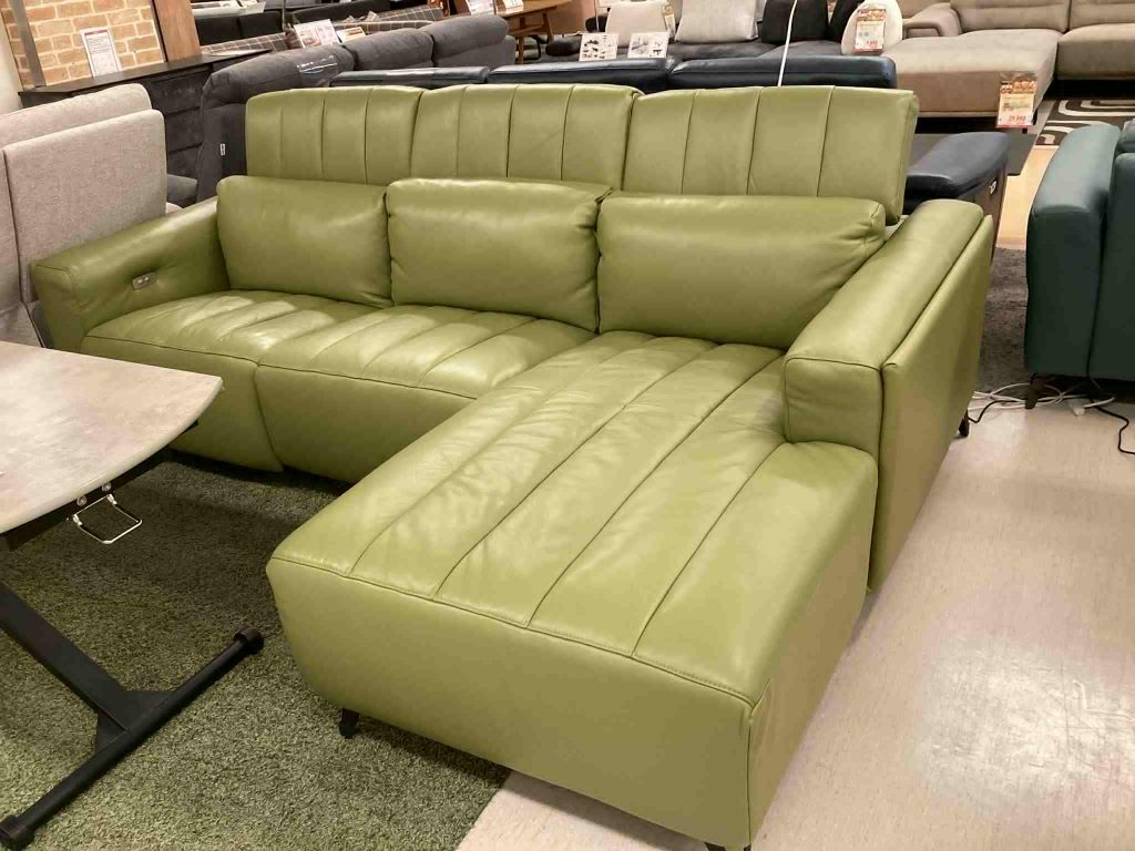 【西岡店　展示現品】革張り電動カウチソファ　ﾚｸﾞｻﾞ