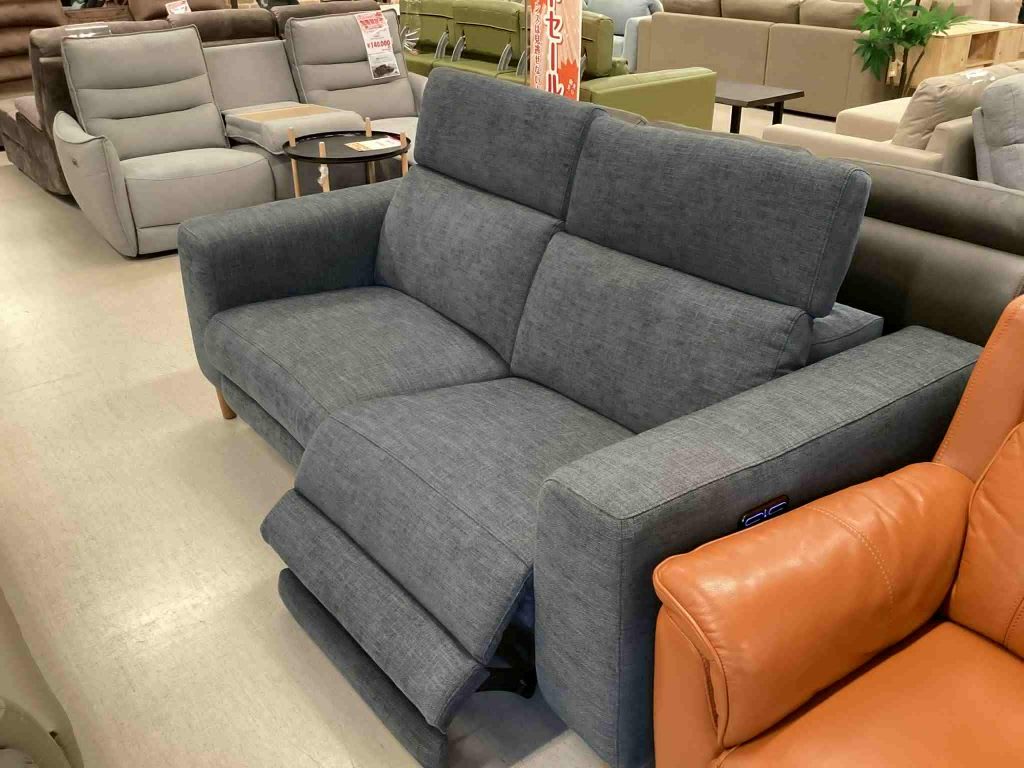 【西岡店　展示現品】３人掛け電動ソファ　KM5157