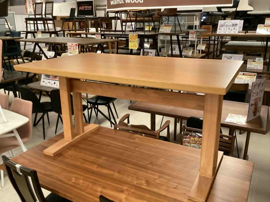 【西岡店　展示現品】ダイニングテーブル　ﾐﾉｰｸﾞ135