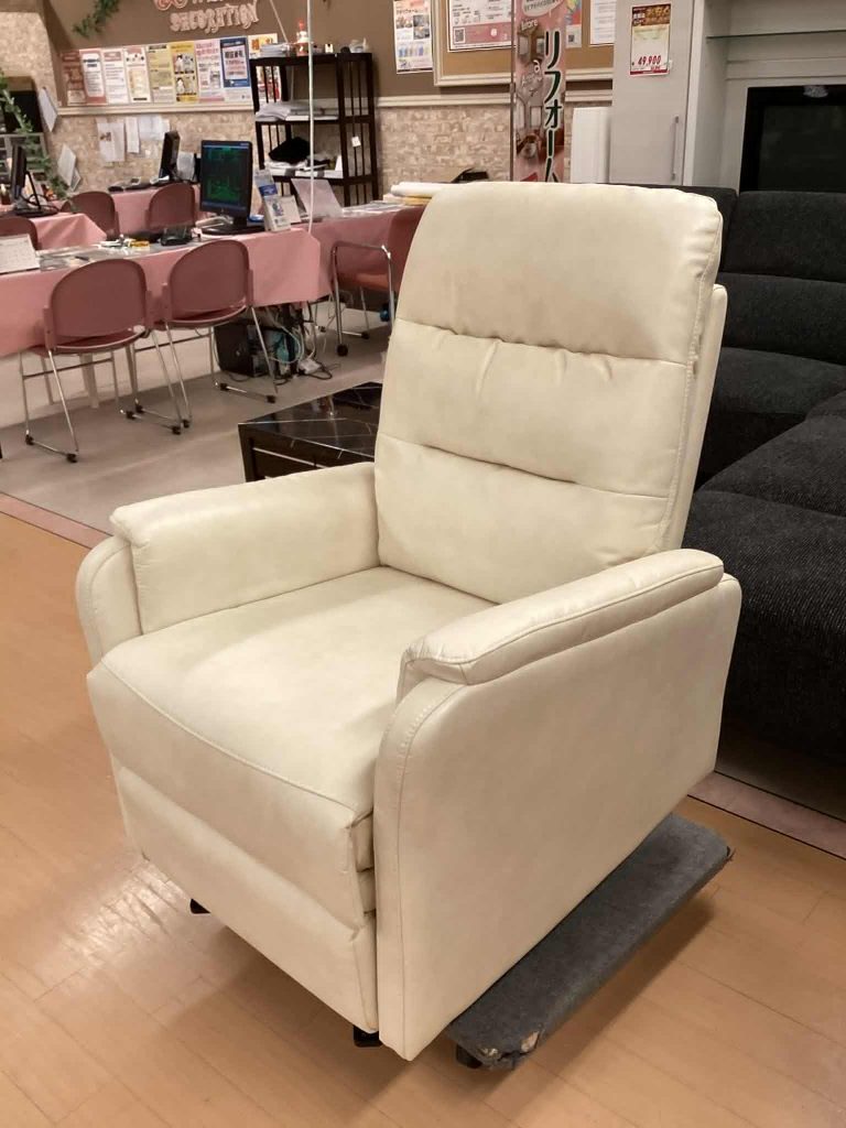 【西岡店　展示現品】電動リクライニングチェア　SPﾌﾞﾚｽ